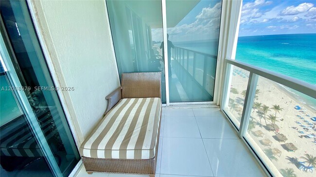 Building Photo - 16699 Collins Ave