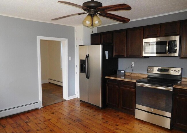 Building Photo - 3 bedroom semi Etters