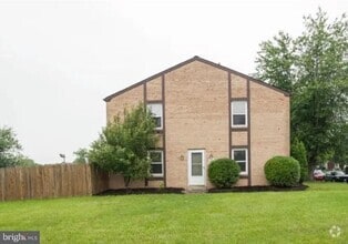 Building Photo - 101 Marlow St SW