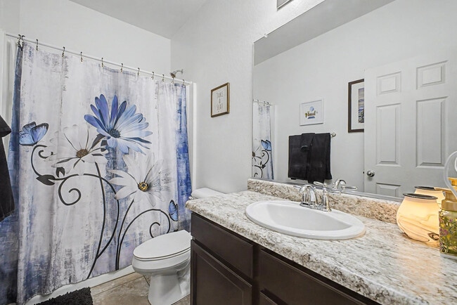 Building Photo - 18235 W Ida Ln