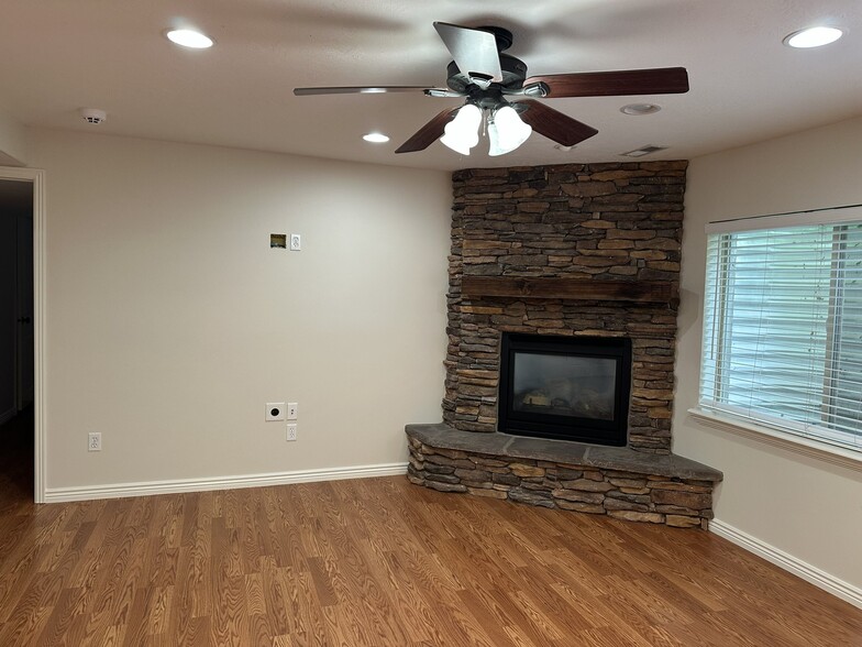 Building Photo - 13627 Crimson Patch Way