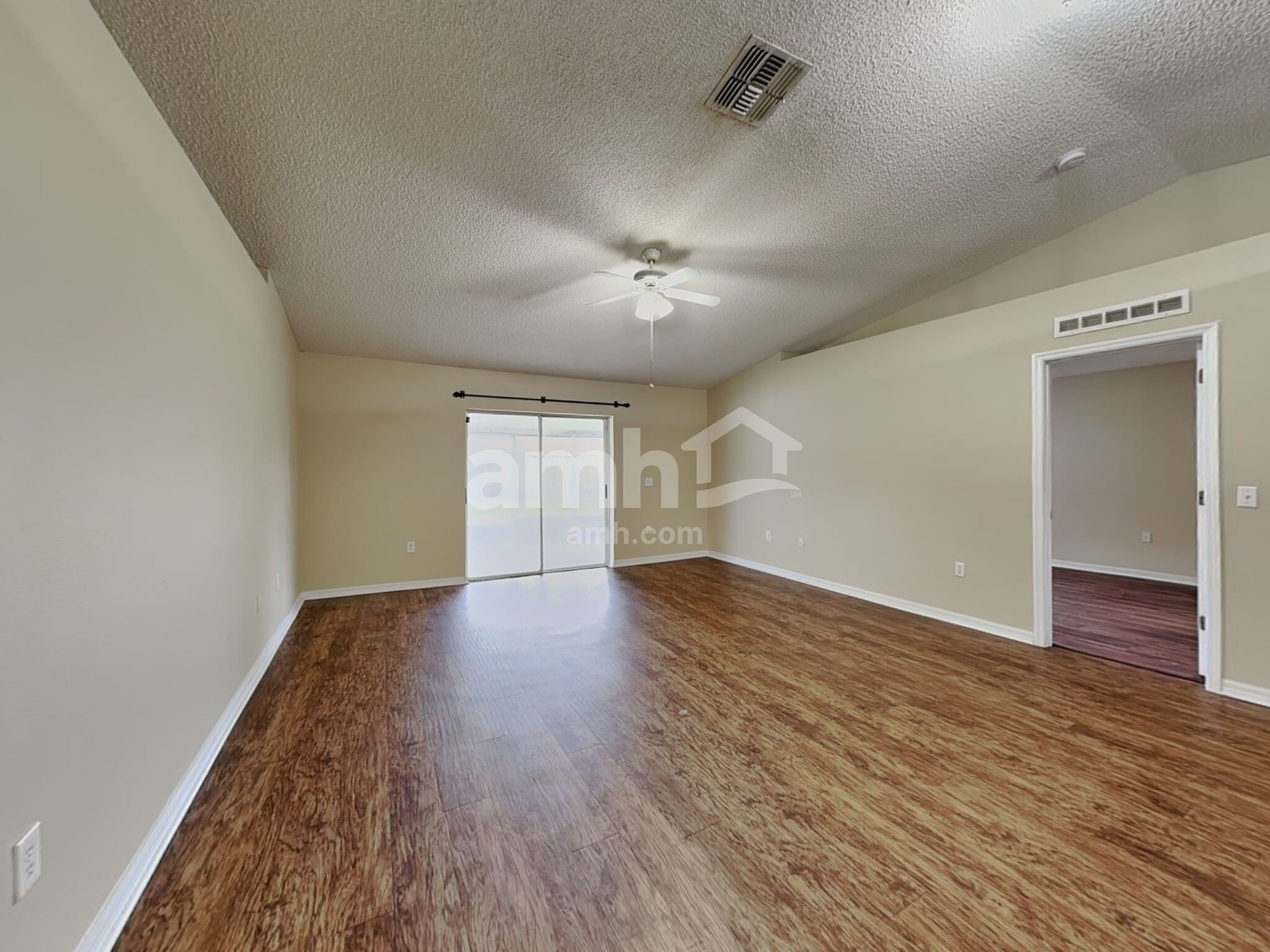 Building Photo - 2063 Corner Meadow Cir