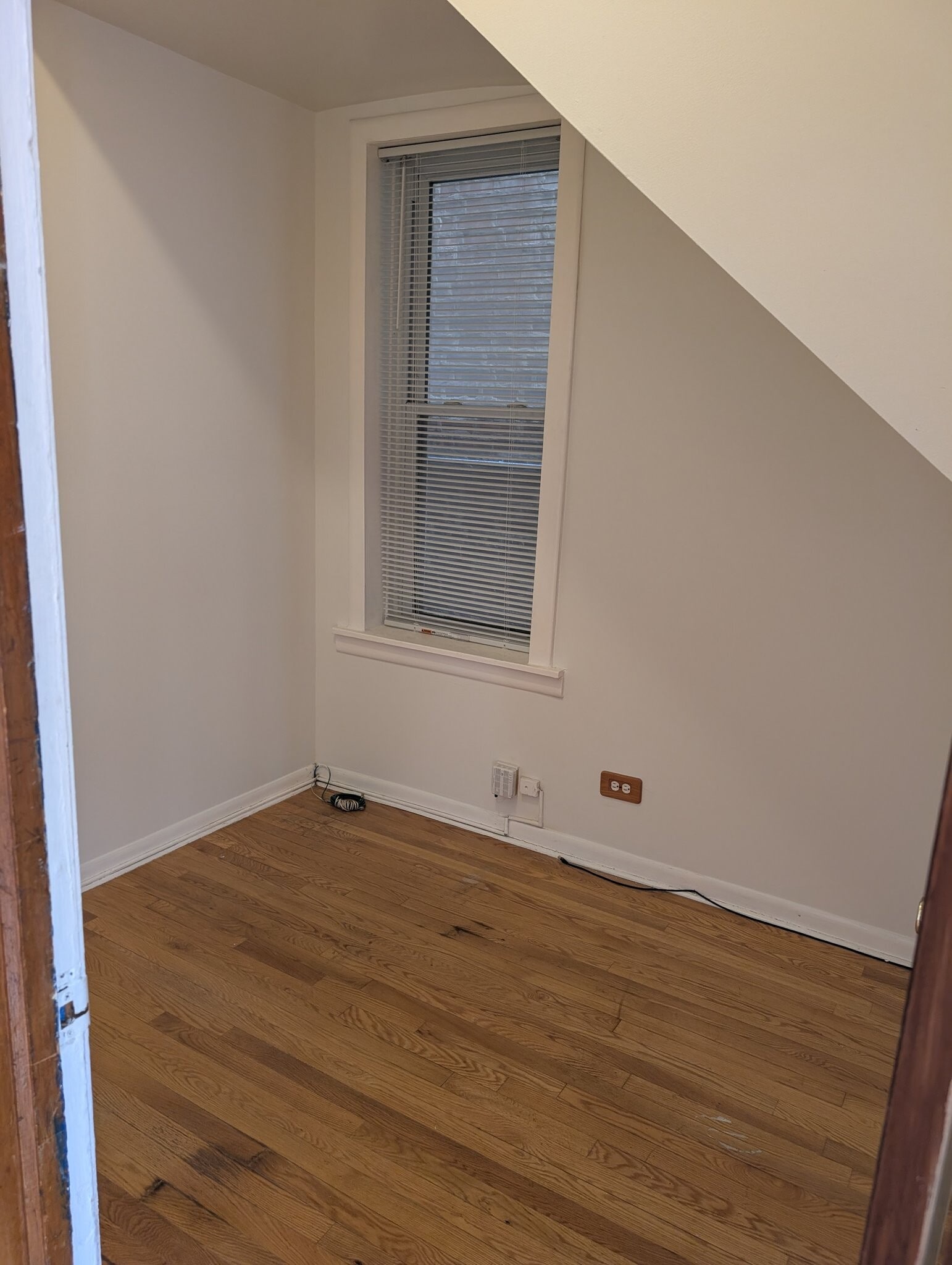 Building Photo - 1935 N Leavitt St