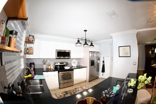 Building Photo - 20721 SW 80th Ct