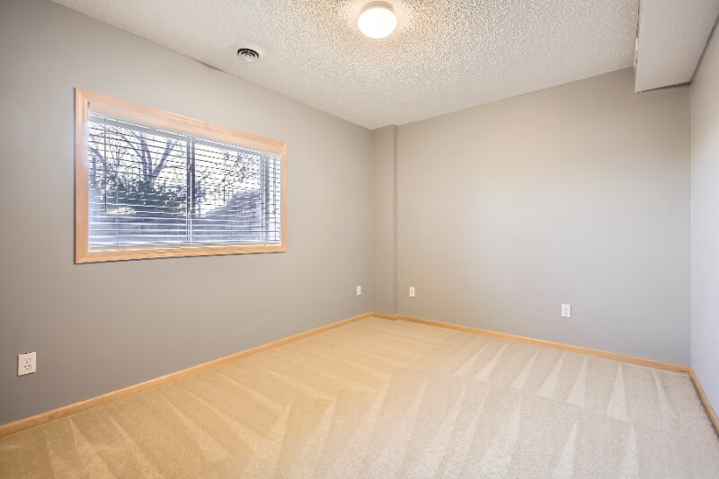 Building Photo - 11322 Stratton Ave