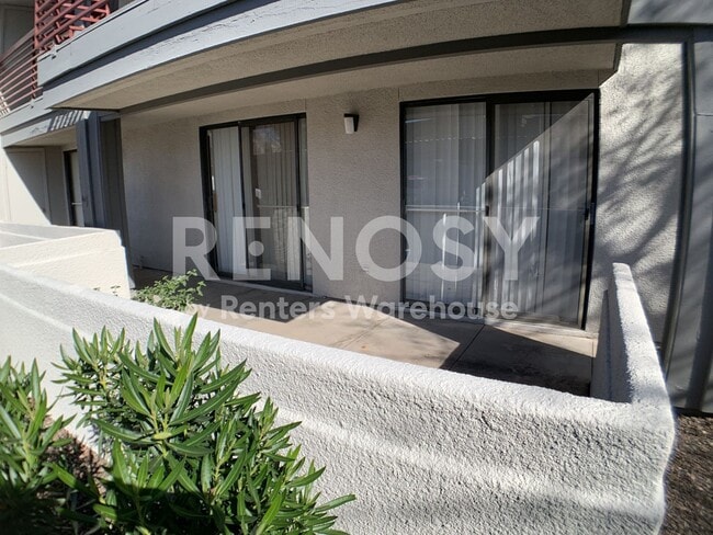Building Photo - 3420 W Danbury Dr
