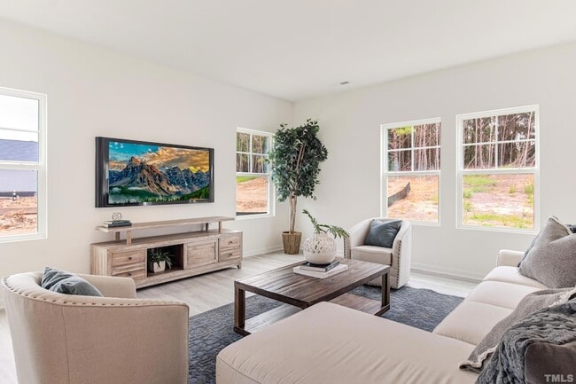 Building Photo - 95 Suhani Ln