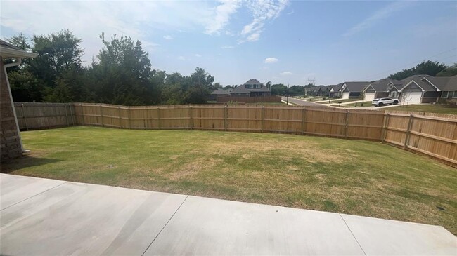 Building Photo - 3324 Courtney Crk Dr