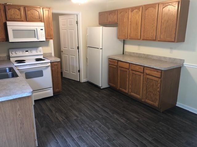 Building Photo - 100 E. East St.