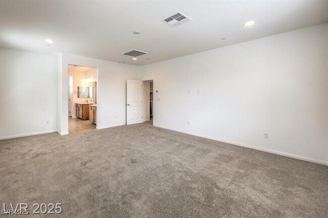 Building Photo - 89 Oratorio Dr