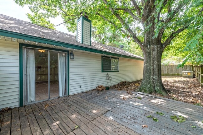 Building Photo - 14127 Cheval Dr