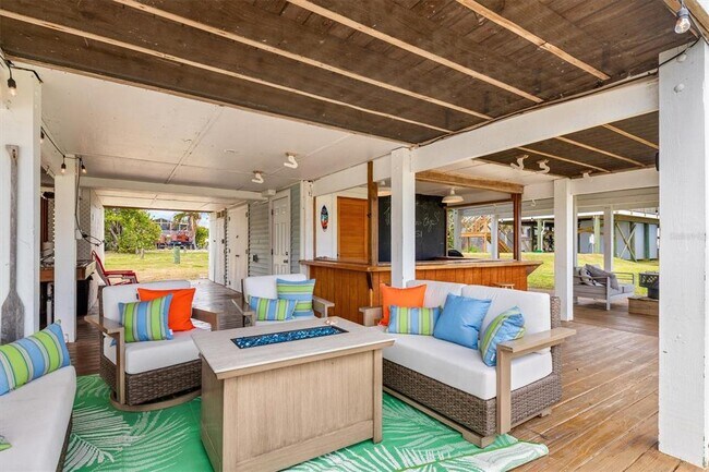 Building Photo - 9750 LITTLE GASPARILLA Is