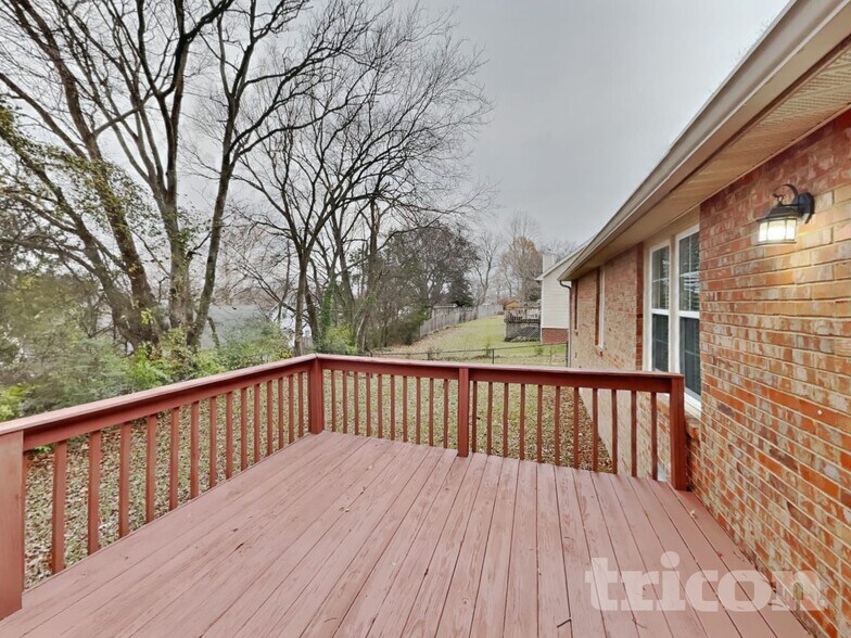 Building Photo - 730 Brushy Ridge Dr