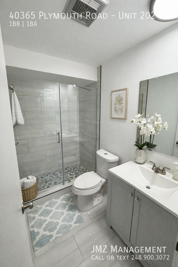 Building Photo - 40365 Plymouth Rd