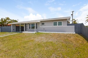 Building Photo - 17221 SW 119th Ct