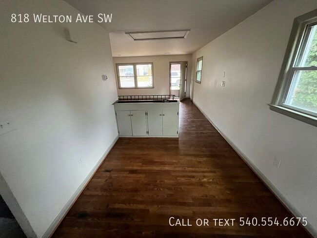 Building Photo - 818 Welton Ave SW