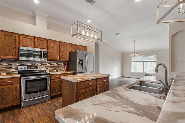 Building Photo - 4007 Harbor Lake Dr