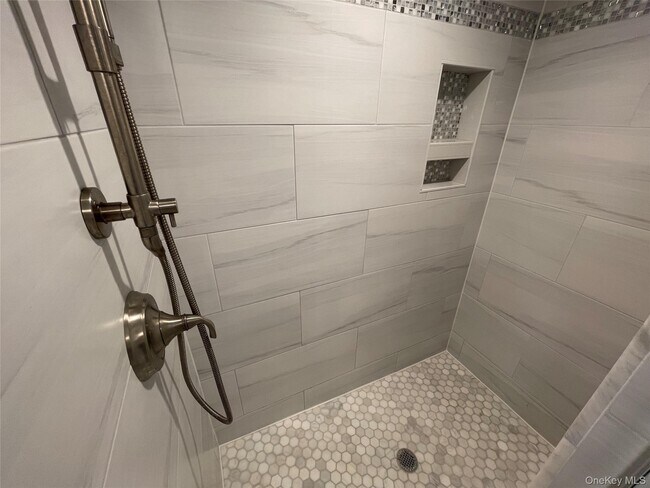 Building Photo - 50 E Hartsdale Ave