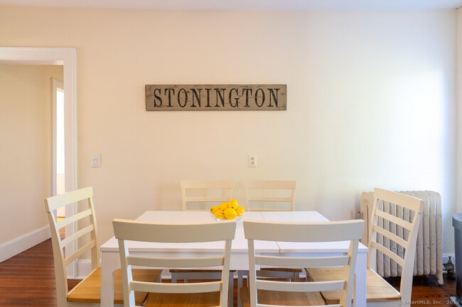 Building Photo - 4 Coburn Ave