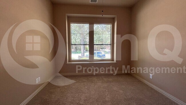 Building Photo - 4513 Cherokee Dr