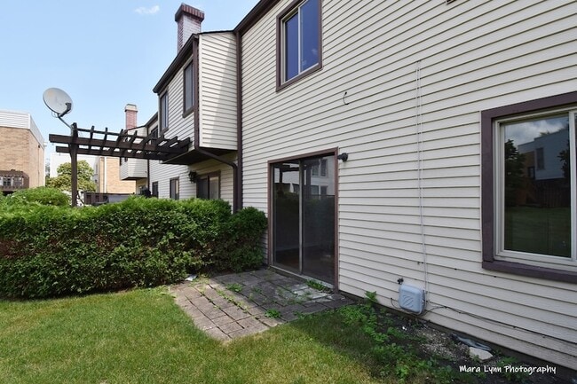 Building Photo - 374 Juniper Tree Ct