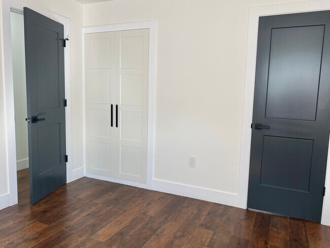 Building Photo - 2251 38th Ave