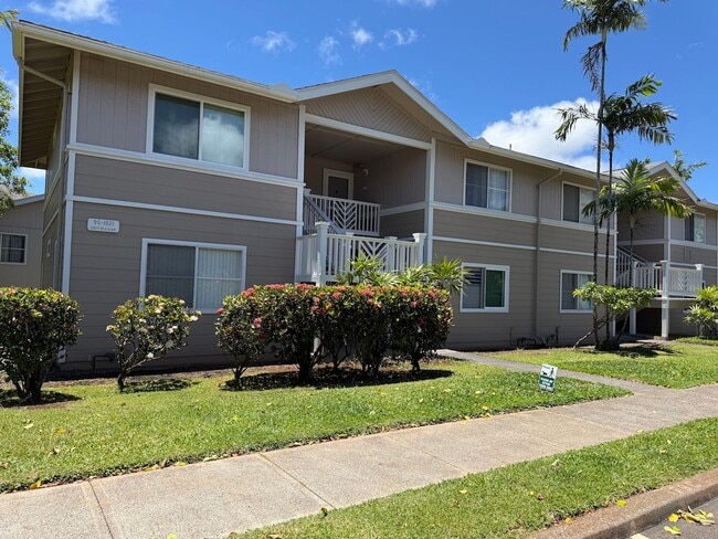 Primary Photo - For Rent - [Northpointe 2] 95-1021 Kaapeha...