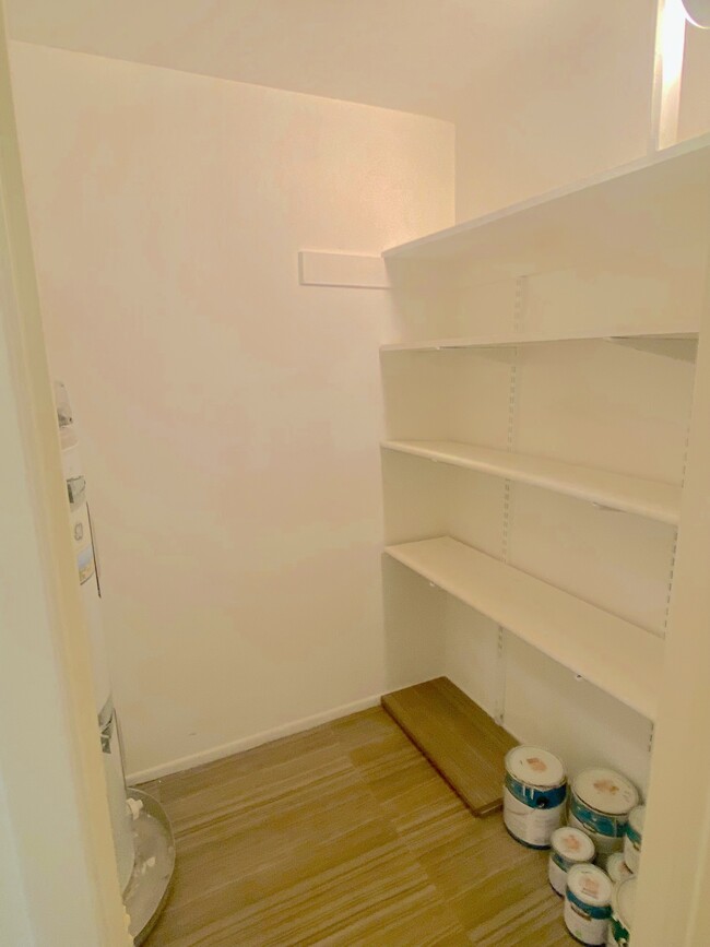 Oversized pantry... - 12720 Burbank Blvd