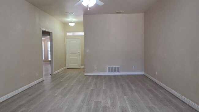 Building Photo - 6011 Mile High Ln