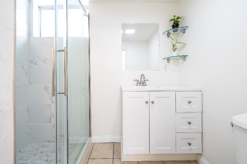 Building Photo - 10778 Valley Spring Ln