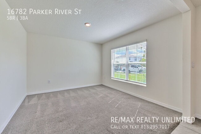 Building Photo - 16782 Parker River St
