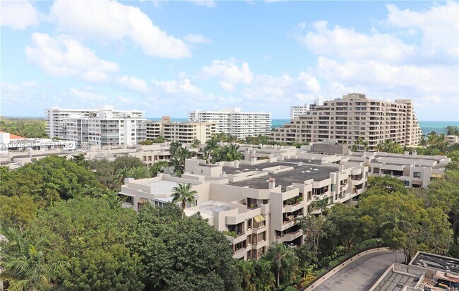 Building Photo - 151 Crandon Blvd