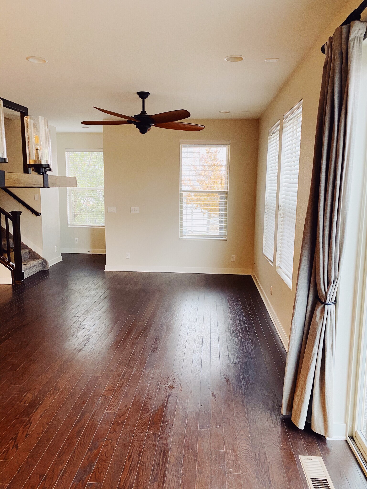 Family Room - 8500 Redpoint Way