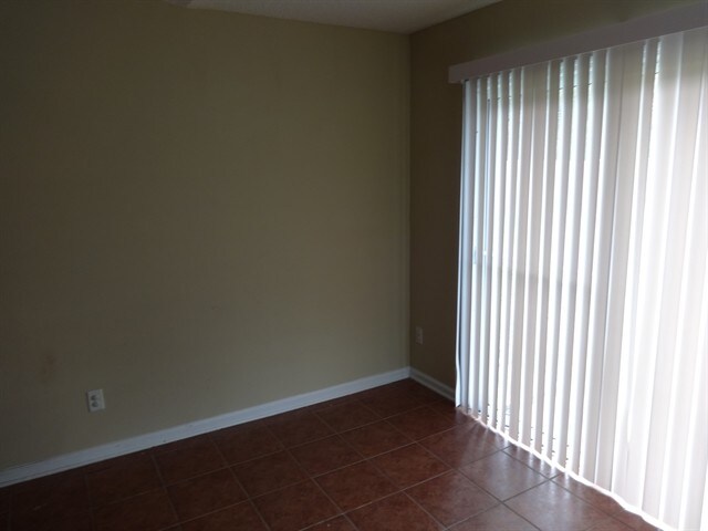 Building Photo - 7340 Hawks Point Ct