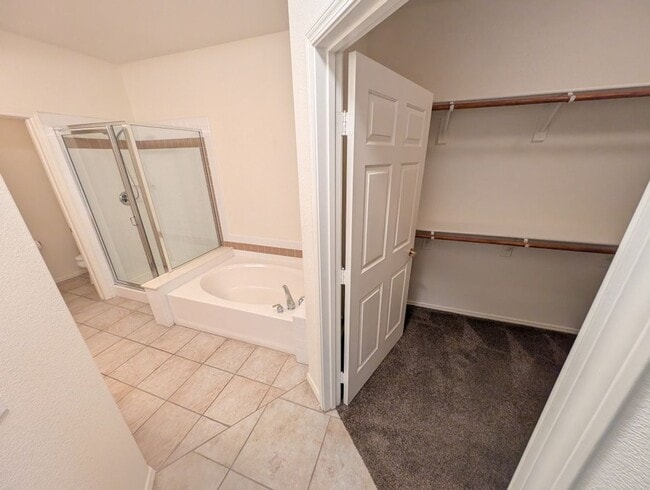 Building Photo - 820 Titan Peak Pl