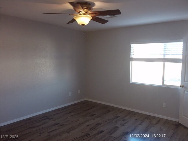 Building Photo - 7560 Mission Palm St