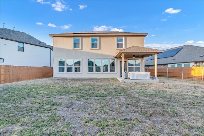 Building Photo - 111 Fortuna Ct