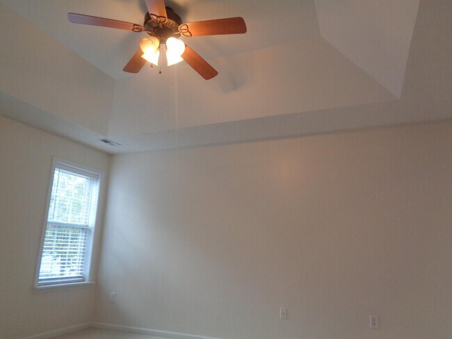 Building Photo - 509 Brickstone Dr