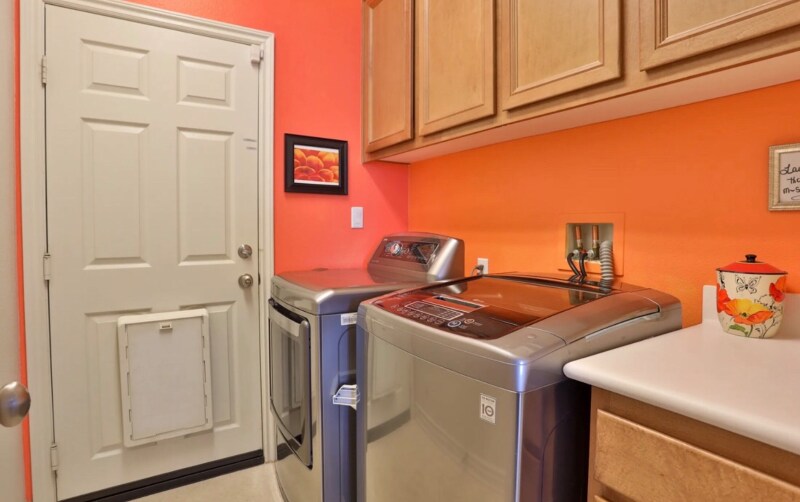 Building Photo - 8418 Lourenco Ln