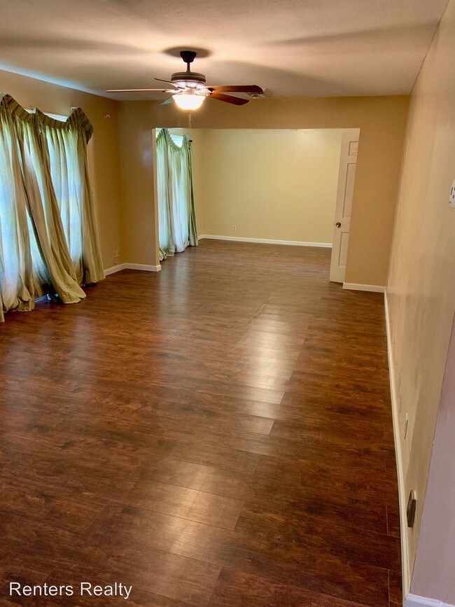 Building Photo - 1206 Woodall Ln NW