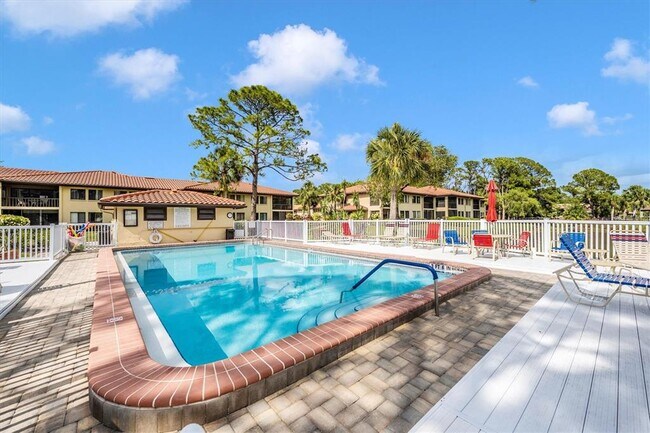 Building Photo - 5219 Lake Village Dr