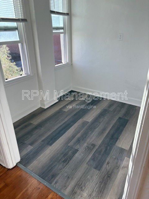 Building Photo - 1523 N McCadden Pl