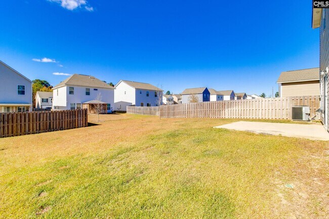 Building Photo - 246 Honey Hill Way