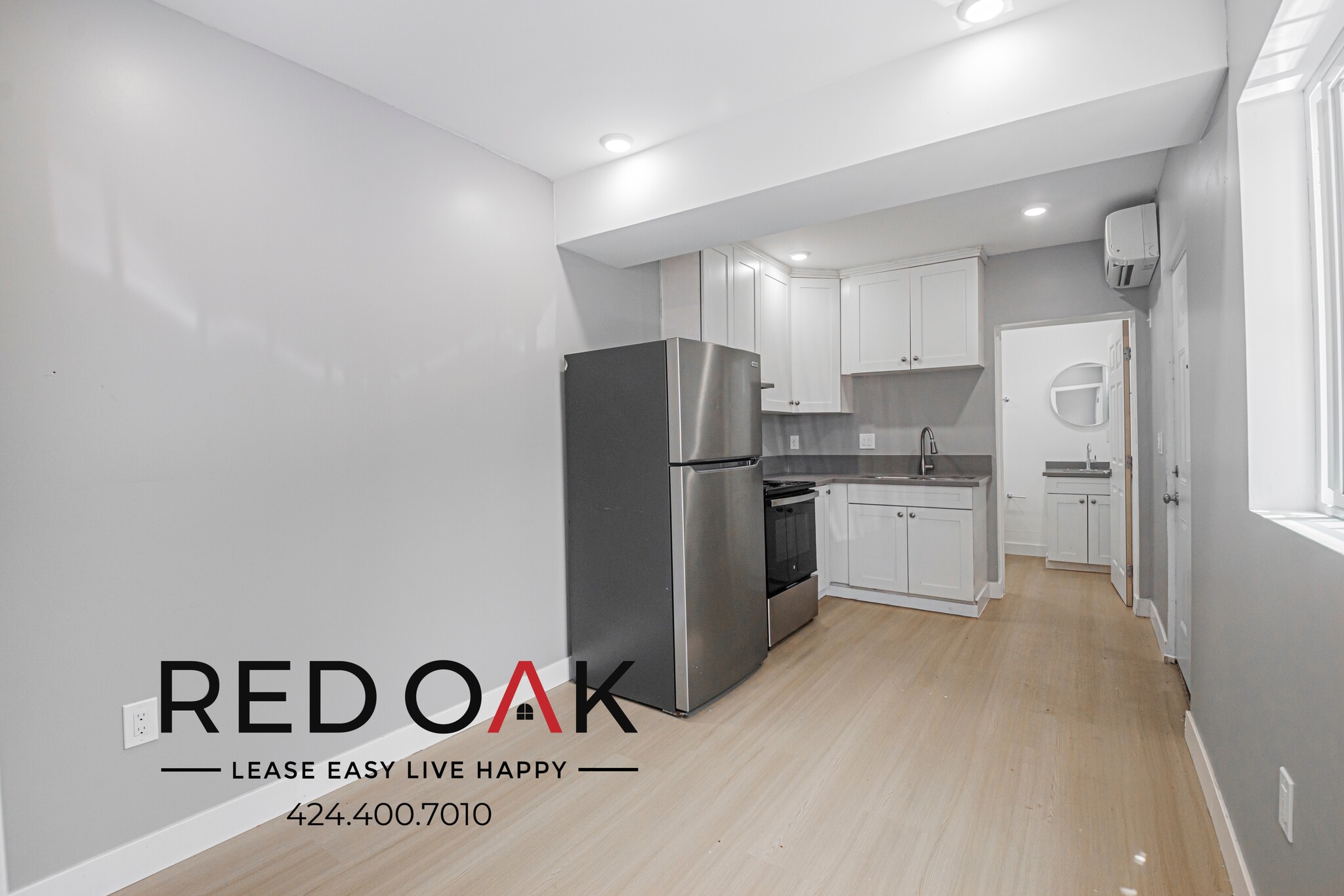 Building Photo - 340 W 87th St