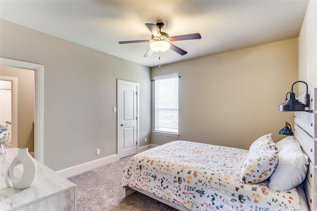 Building Photo - 410 Templeton Dr