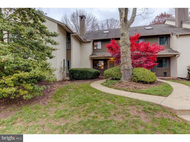 Building Photo - 63 Oak Knoll Dr