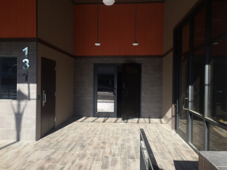 Building Photo - 131 N Santa Fe Ave