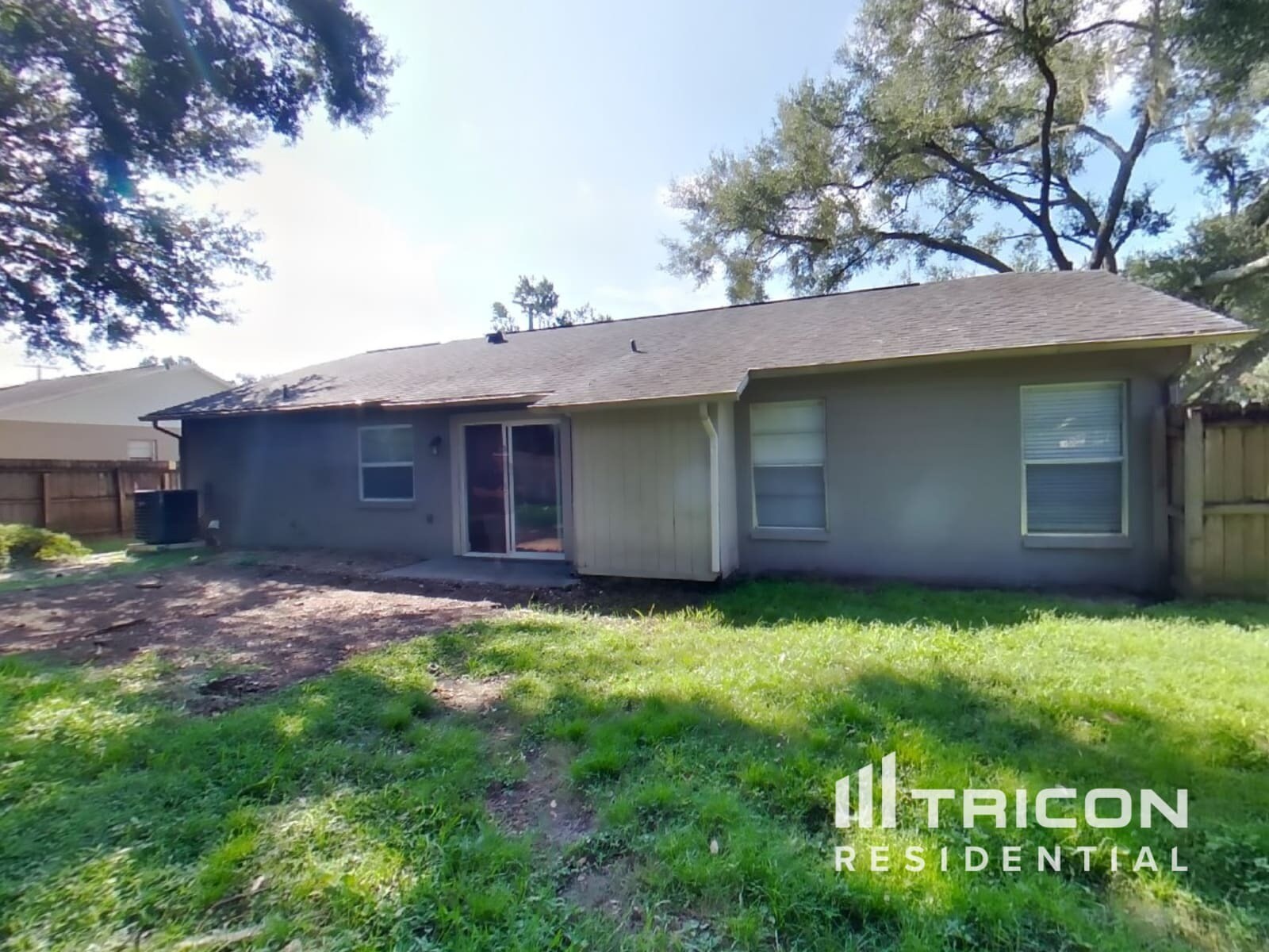 Building Photo - 1108 Robin Dr