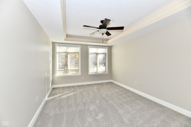 Building Photo - 8555 One W Dr