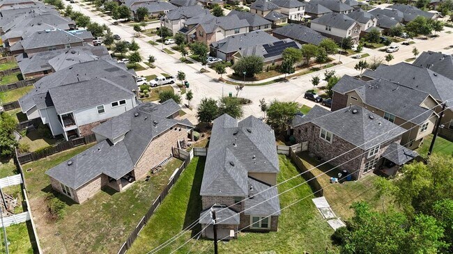 Building Photo - 12102 City Trek Ln